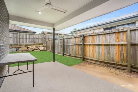 Property photo of 53 Willow Circuit Yarrabilba QLD 4207