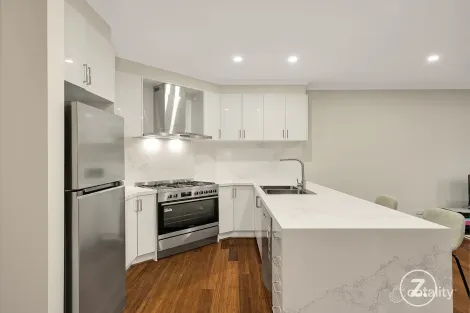 Property photo of 2/16 Cowper Avenue St Albans VIC 3021