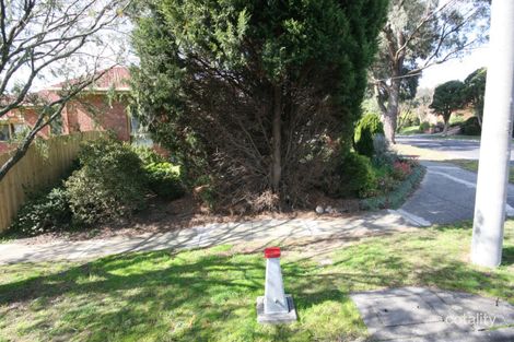 8 Campaspe Dr, Croydon Hills, VIC 3136