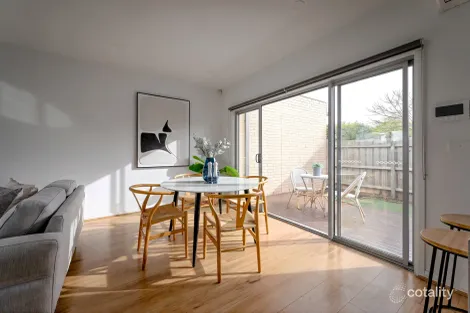 Property photo of 2/28 Stenhouse Avenue Brooklyn VIC 3012