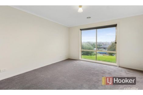 Property photo of 29 Tuscany Rise Pakenham VIC 3810