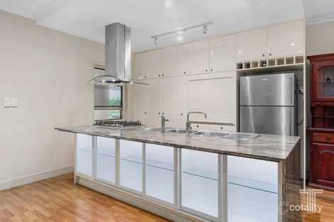 Property photo of 1039 Logan Road Holland Park West QLD 4121