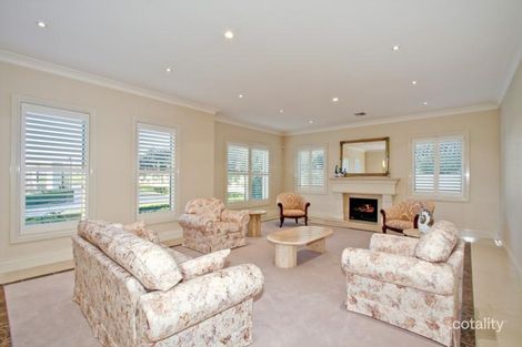 Property photo of 15 Sarah Crescent Templestowe VIC 3106