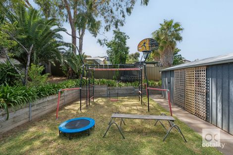 Property photo of 32 Atkins Crescent Morphett Vale SA 5162