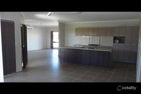 Property photo of 5 Totley Chase Trinity Park QLD 4879