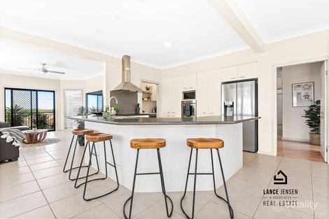 Property photo of 17 Maranatha Close Belmont North NSW 2280