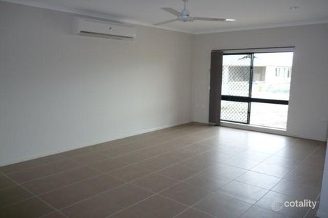 Property photo of 5 Totley Chase Trinity Park QLD 4879