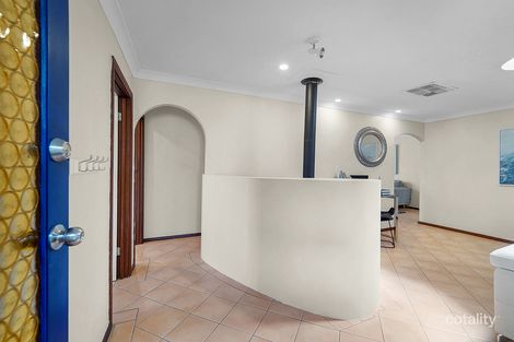 Property photo of 31 Windsor Place Kallaroo WA 6025