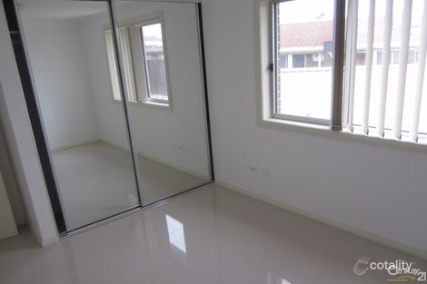 Property photo of 7 Emu Close Bossley Park NSW 2176