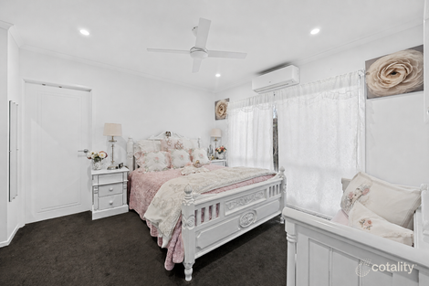 Property photo of 6 Hampton Court Southside QLD 4570