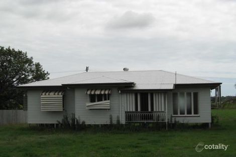 142 Broad St, Sarina, QLD 4737