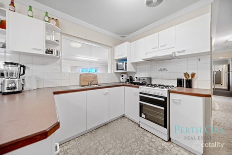 Property photo of 32 Shelbred Way Westminster WA 6061