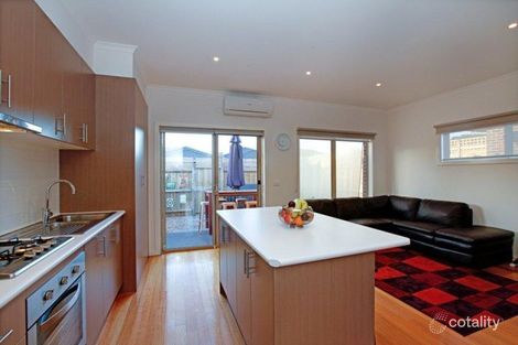Property photo of 2/38 Hughes Parade Reservoir VIC 3073