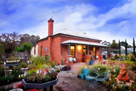 Property photo of 64 Derby Road Maryborough VIC 3465