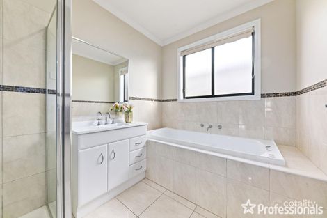 Property photo of 23 Addicott Way Taylors Hill VIC 3037
