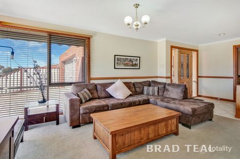 Property photo of 6 Backhaus Avenue Sunbury VIC 3429