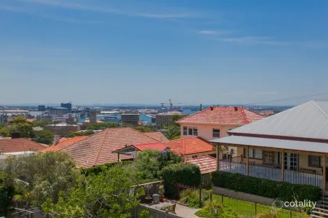 Property photo of 4/42 Lemnos Parade The Hill NSW 2300
