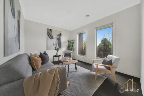 Property photo of 44 Cumberland Drive Pakenham VIC 3810