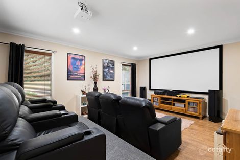 Property photo of 53 Robb Drive Romsey VIC 3434