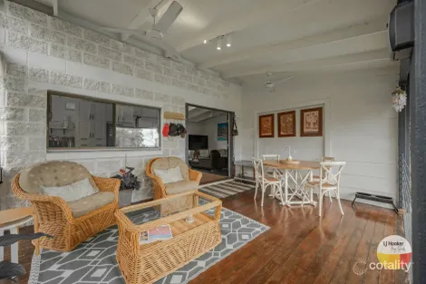 Property photo of 2-4 Shelly Crescent Lamb Island QLD 4184