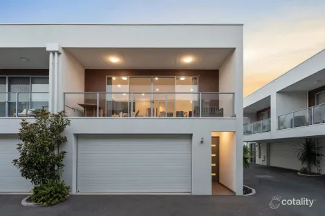 4/5 Patawalonga Frtg, Glenelg North, SA 5045