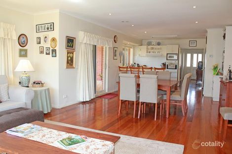 Property photo of 5 Comic Court New Gisborne VIC 3438