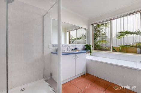 Property photo of 60 Warrawee Circuit Frankston VIC 3199