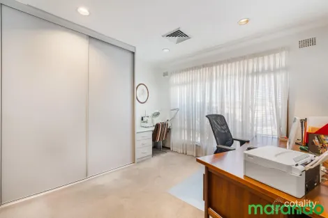 Property photo of 2 Hemingway Crescent Fairfield NSW 2165