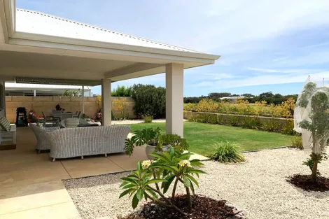 10 Sanctuary Cct, Dawesville, WA 6211