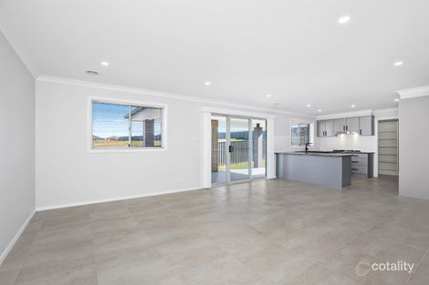 Property photo of 1 Leonard Rise Goulburn NSW 2580