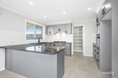 Property photo of 1 Leonard Rise Goulburn NSW 2580