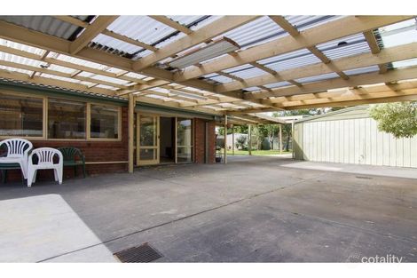 Property photo of 98 Lyrebird Drive Carrum Downs VIC 3201