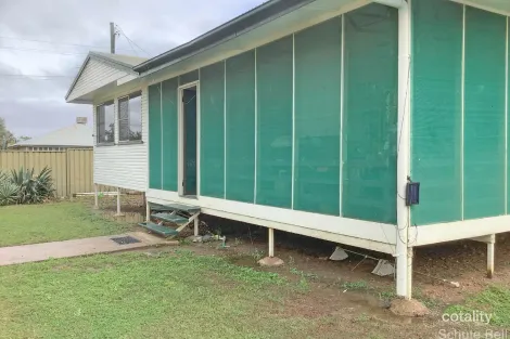 Property photo of 44 Wompoo Road Longreach QLD 4730