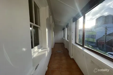 Property photo of 2/33 Gibson Street Cooks Hill NSW 2300