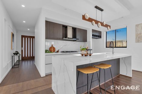 75 Lucania Cres, Tarneit, VIC 3029