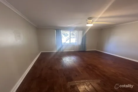 Property photo of 33 Stratton Road Elizabeth Downs SA 5113