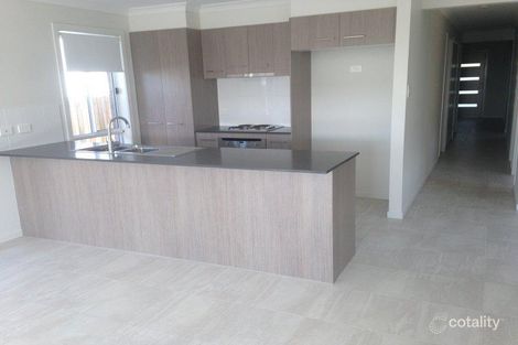 Property photo of 2/33 McLachlan Circuit Willow Vale QLD 4209