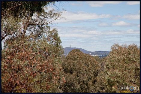 Property photo of 1 Hooke Place Charnwood ACT 2615