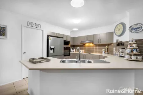 Property photo of 17A Cambewarra Road Bomaderry NSW 2541