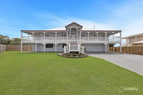 Property photo of 3 Benjamin Place Dundowran QLD 4655