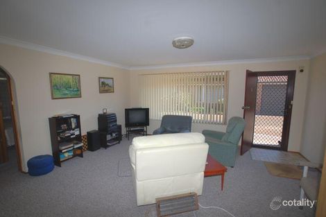 Property photo of 1/81 Manuka Parade Gorokan NSW 2263
