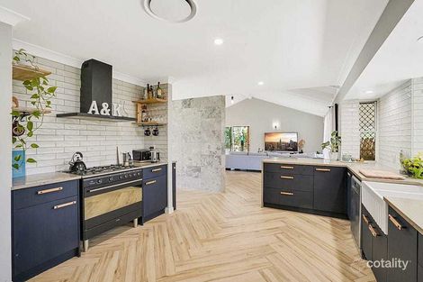 Property photo of 38 Coolbart Court Morayfield QLD 4506