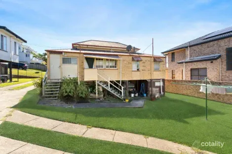 Property photo of 3 Eveline Street Margate QLD 4019