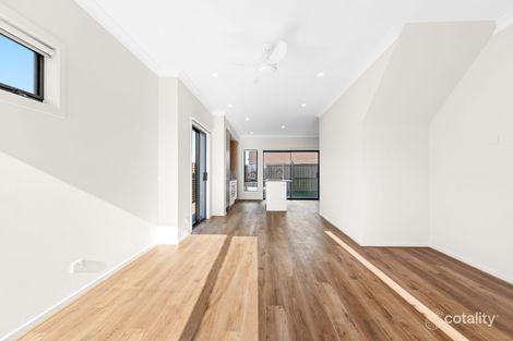 Property photo of 1 Fritelli Circuit Wyndham Vale VIC 3024
