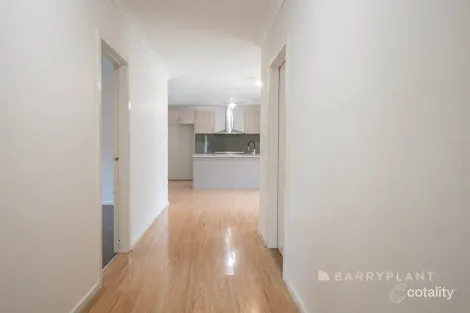 Property photo of 3 Saul Avenue Berwick VIC 3806