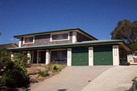 10 Mayflower Cres, Hallett Cove, SA 5158