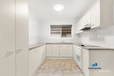 Property photo of 35 Boxgrove Avenue Wynnum QLD 4178