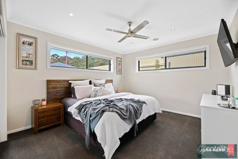 Property photo of 11 Fernlea Close Trafalgar VIC 3824