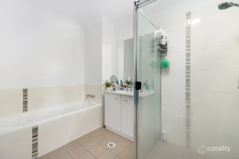 Property photo of 3 Garawarra Crescent Upper Coomera QLD 4209