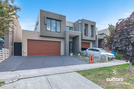 Property photo of 41 Willow Glen Boulevard Cranbourne VIC 3977